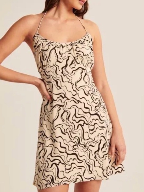 Abercrombie & Fitch Dresses & Skirts - Abercrombie and fitch halter swirl print mini dress brown cream size small